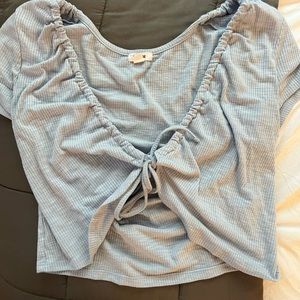 Garage tie front tee